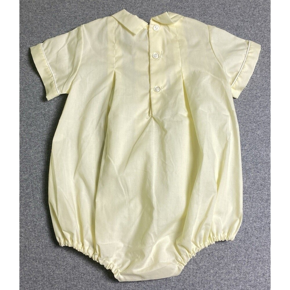 Vintage Alexis Infant Boy Yellow One Piece Outfit Embroidered Dogs Sz 18 Month - Picture 2 of 4